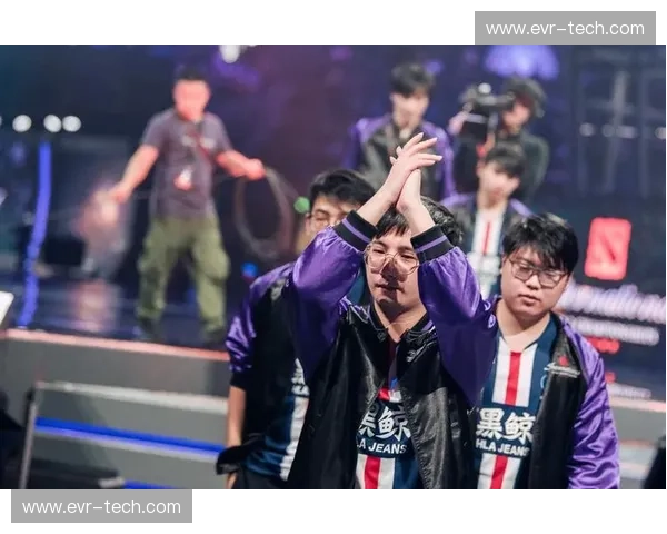 从逆境到巅峰中国战队再度崛起DOTA2夺冠点燃全球电竞激情