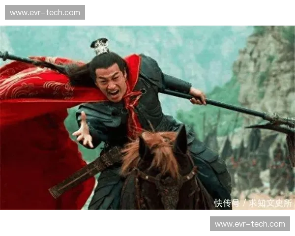 英雄肩铠：战场上的荣耀象征与古代军事装备的智慧结晶